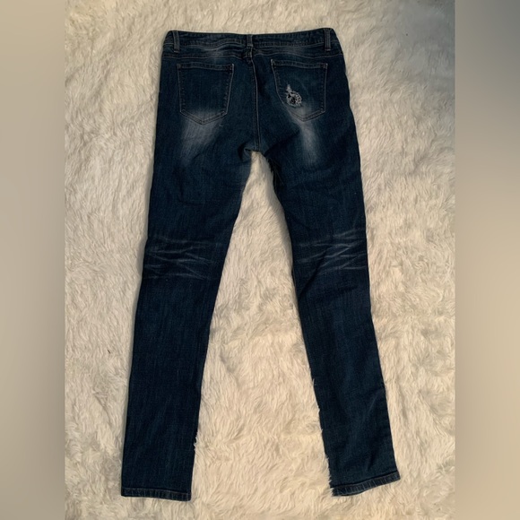Wet Seal Size 11 Distressed Skinny Jeans - Picture 2 of 5